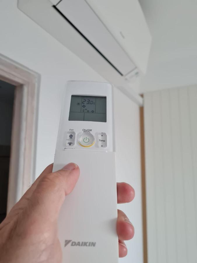 Adorable Maison Independante 30M2 Avec Piscine En Saison Cabris Eksteriør bilde
