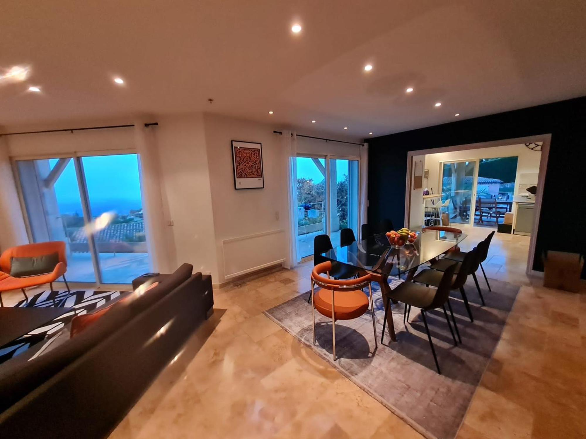 Adorable Maison Independante 30M2 Avec Piscine En Saison Cabris Rom bilde